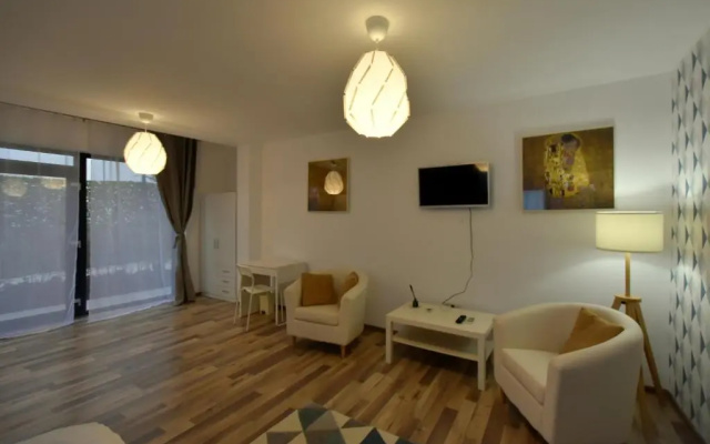 Neferprod Apartments - IS - CAM 05