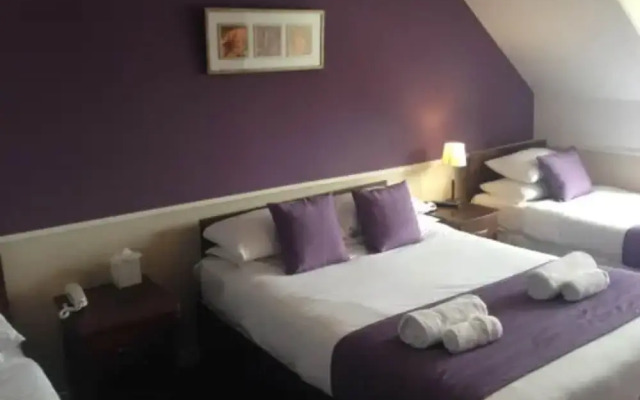 Aberdour Hotel