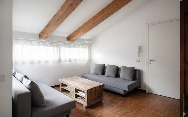 dHomes Apartments & Rooms-Duomo Delight