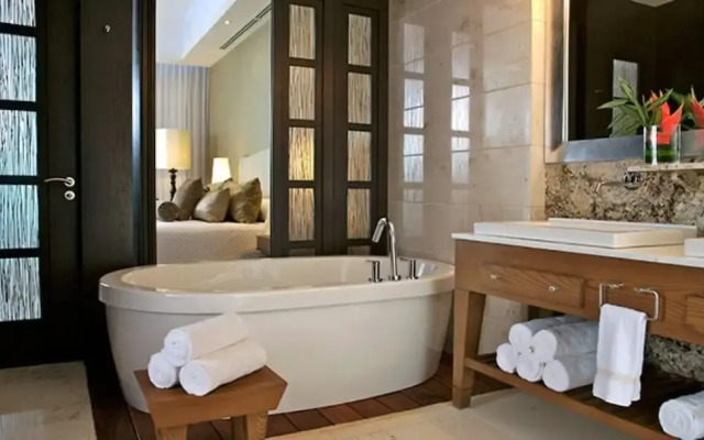 2BDMaster Grand Luxxe Villa Riviera Maya