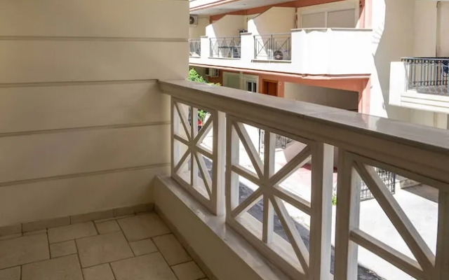 “Greek Aura” luxury lodging in Koukaki