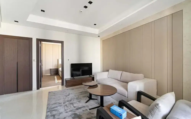 Modern 1BR With Stunning Views in Business Bay