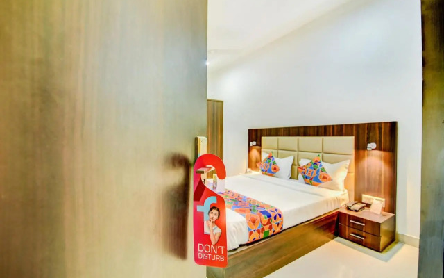 Fabhotel Solitaire Inn