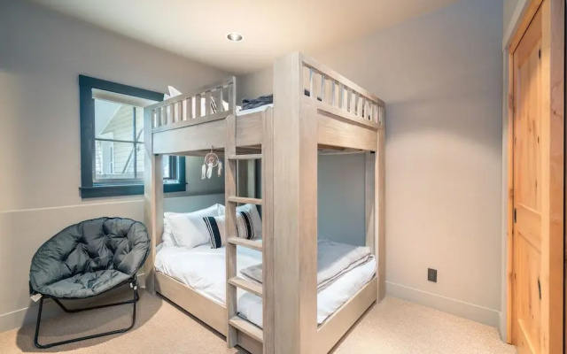 Town Jewel by Exceptional Stays