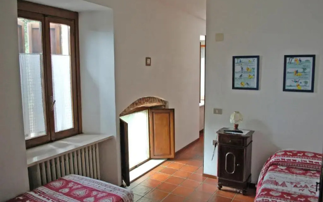 Madonna Del Poggio CAV