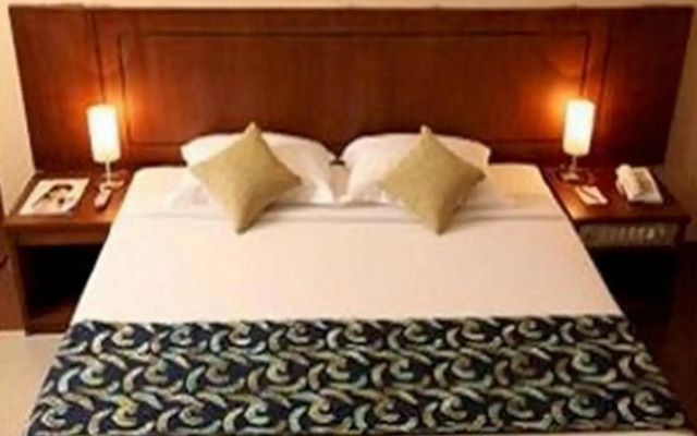 Hotel Oval Surabaya