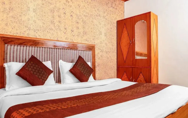 OYO 14082 Hotel Himalayan Stays