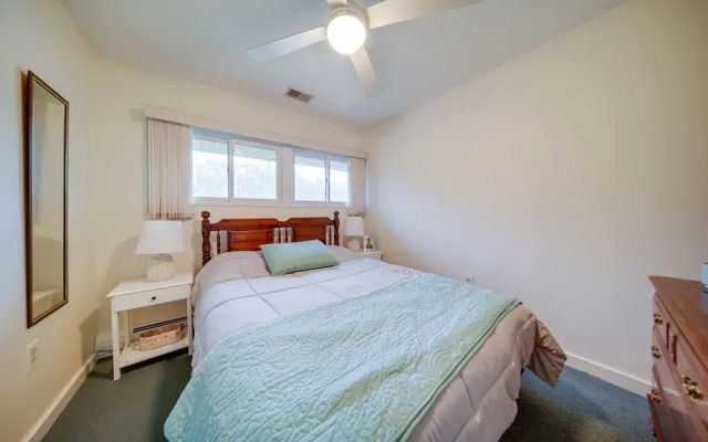 Lakeside Retreat in Dewittville w/ Pool Access!