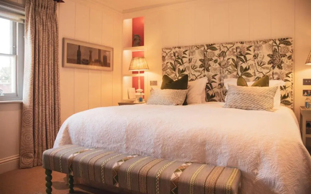 The Grosvenor Stockbridge