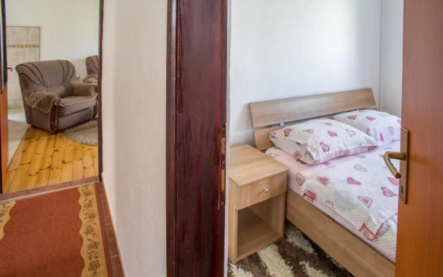 Apartments Dedeic