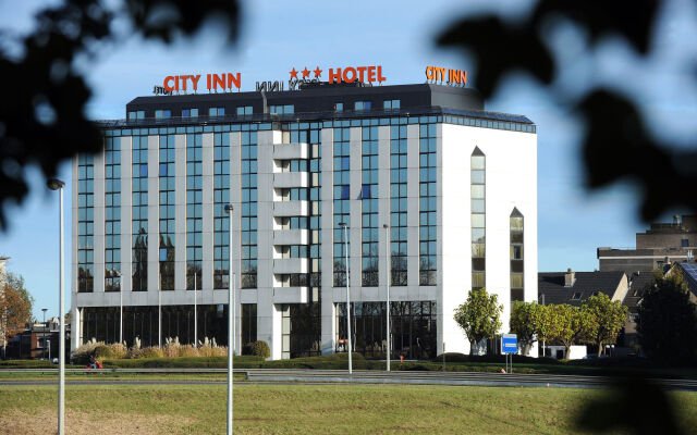 Отель City Inn Luxe Hotel Бельгия, Антверпен - 1 отзыв об отеле, цены и фото номеров - забронировать отель City Inn Luxe Hotel онлайн вид на фасад