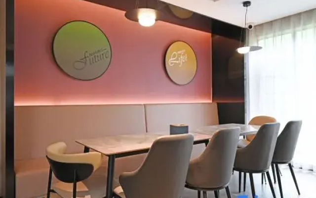 zhiyi hotel