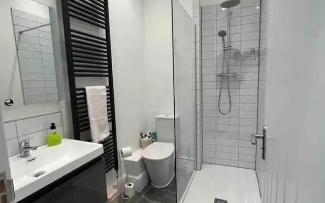 Stunning 4-bed Apartment in Cambridge