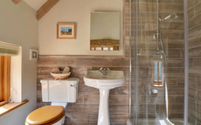 Holiday Home Three Oaks Barn