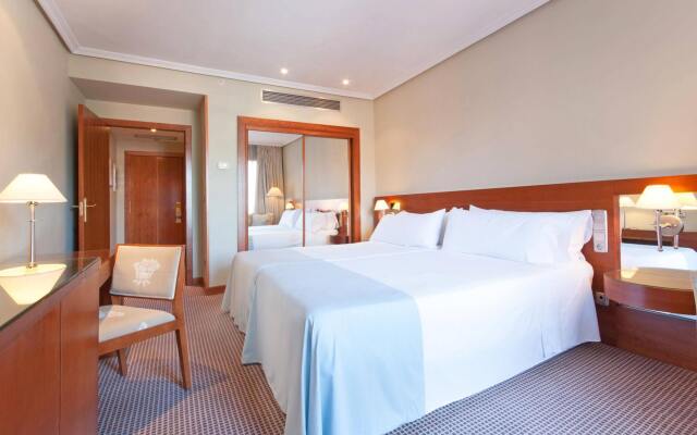 Отель TRYP Madrid Alameda Aeropuerto Hotel Испания, Мадрид - 2 отзыва об отеле, цены и фото номеров - забронировать отель TRYP Madrid Alameda Aeropuerto Hotel онлайн комната для гостей