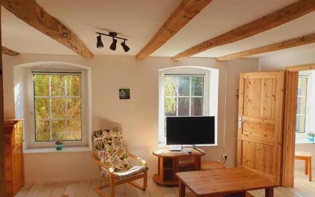 Große Bauernhaus Ferienwohnungen bis 100qm mit Grillhütte & Garten & E-Bike-Verleih