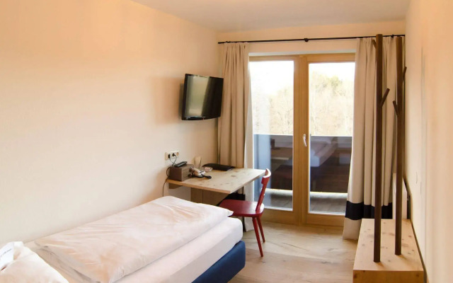 SEEBICHL Adults Only Designhotel lake - pool & dine