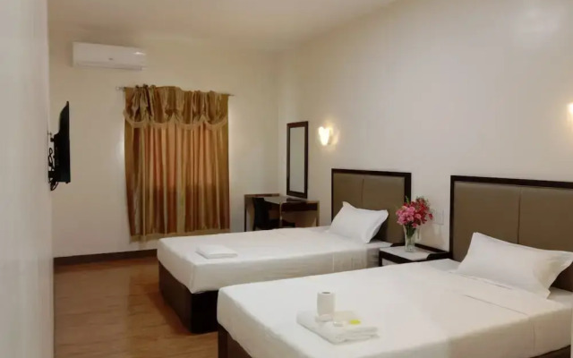 Meaco Royal Hotel- Lucena