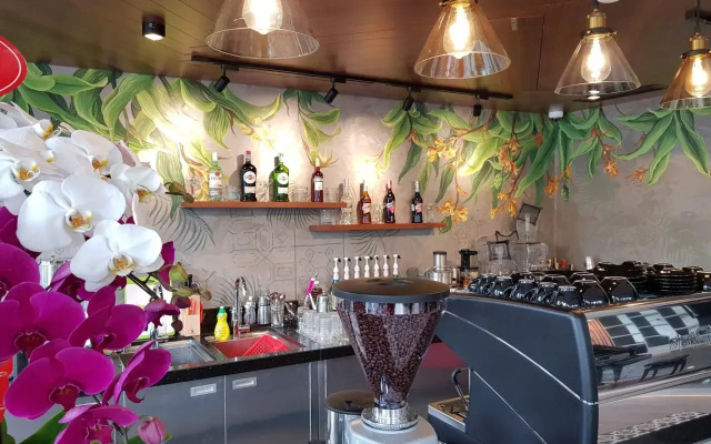 Orchid Boutique Apartment