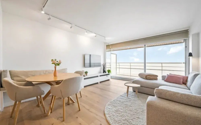 Luxury Sea View Apartment