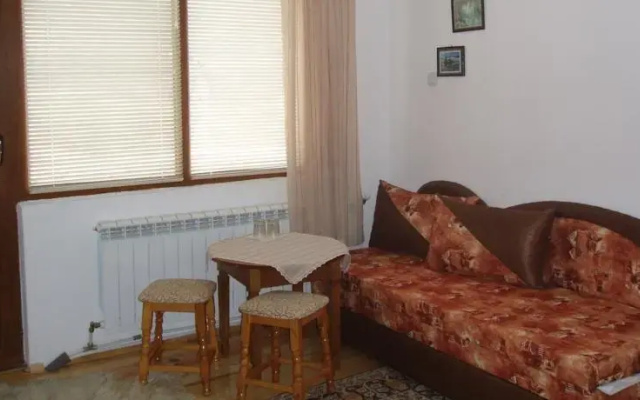 Guest House Dangulevi