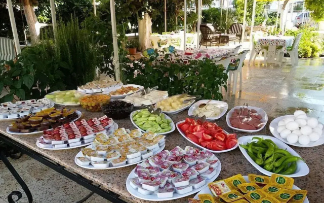 Anil Otel