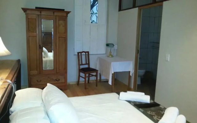 Klein Vredenburg Guest House