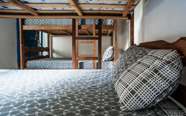Orient Express Santa Teresa Hostel