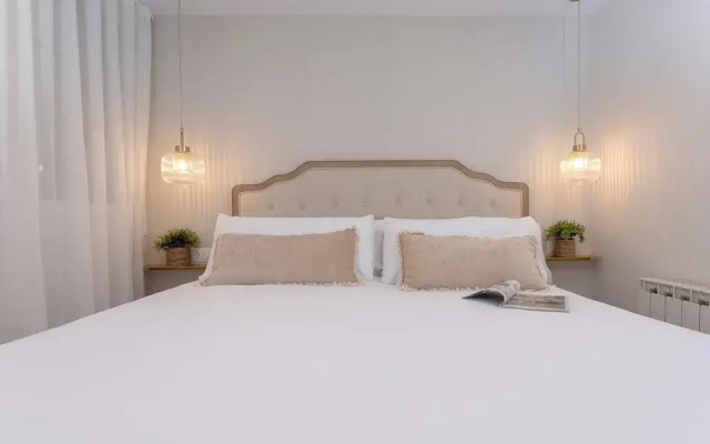 Bright 3bdroom Apartment in Granada. Recogidas III