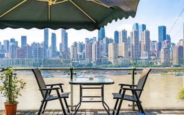 BDS Hotels (Chongqing Nanbin Road)