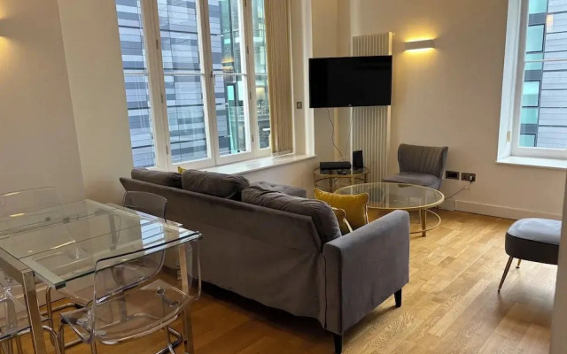 Extremely Central Quartermile Apartment Near Castle and University