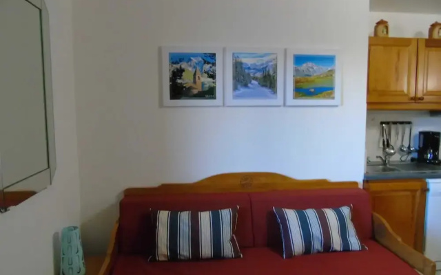 Lou Services Apartment J21 LSI 001