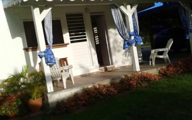 Studio in Sainte-anne With Enclosed Garden and Wifi