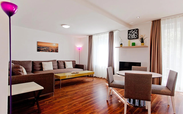 Premium Apartments by Livingdowntown