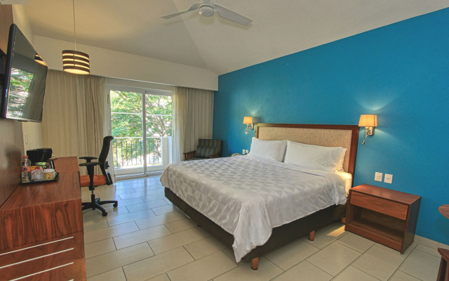 Holiday Inn Huatulco by IHG