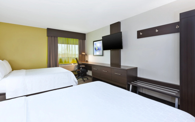 Holiday Inn Express Winnipeg Airport - Polo Park by IHG