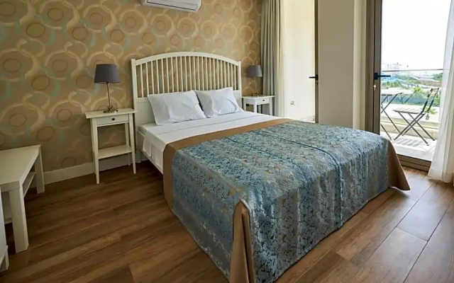 Lara Suite’s Apart Hotel