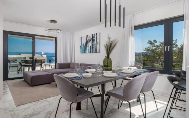 Amazing Apartment in Malinska With Wifi and 3 Bedrooms