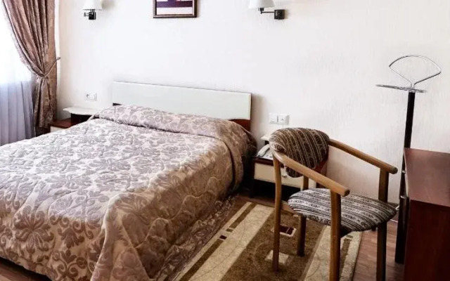 Hotel Nadezhda