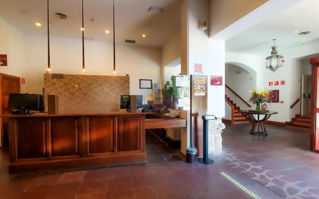 Hotel San Antonio El Real
