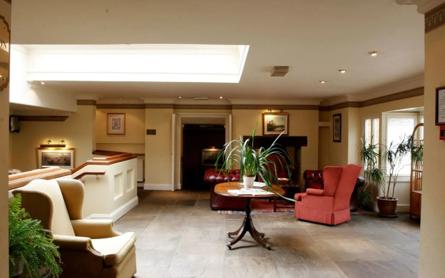Lifeboat Inn