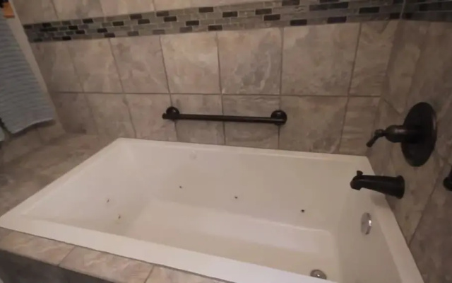 Nyes 1880 Suites