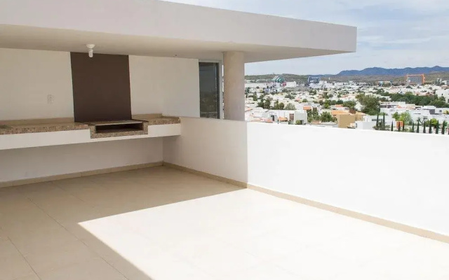 Redwood Villas Lomas