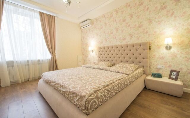 Апартаменты Flatsis Apartment Svobody 12 Харьков комната для гостей