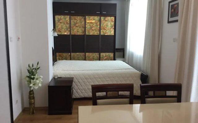 Oasis Suites Apartments and Studios