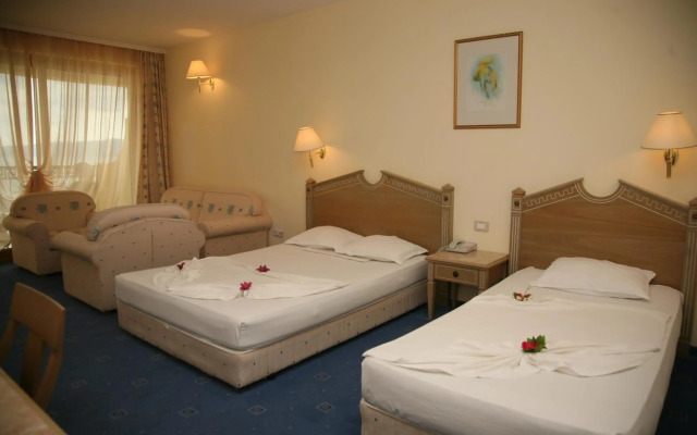  Duni Marina Royal Palace Hotel - Все включено