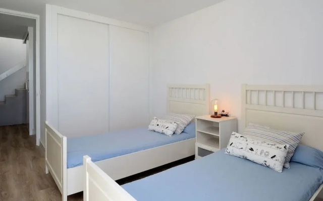 Spacious Villa in Puerto del Carmen With Swimming Pool