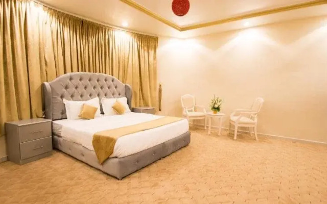 Al Raha Rotana Hotel Apartments