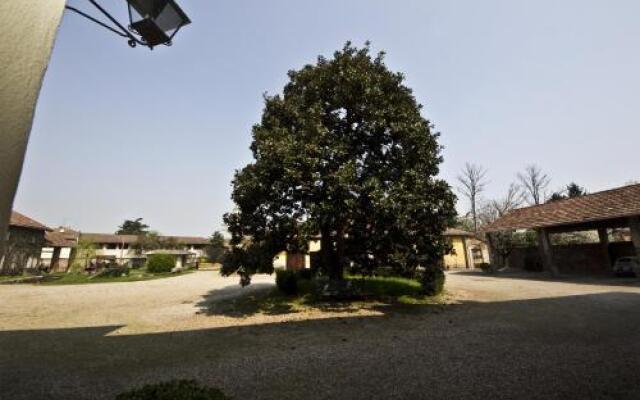 Отель Agriturismo Casa Grande Базильо вид на фасад