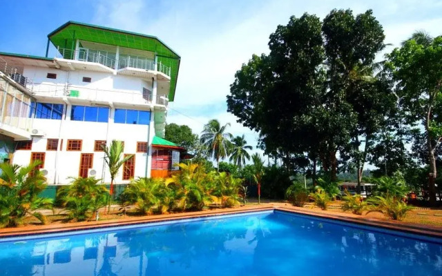 Delma Mount View Hotel